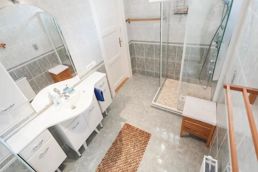 Haus in Budapest mit Garten 0*,